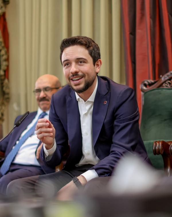 ولي العهد: يخلف على المعازيب ويكثر خيرهم
