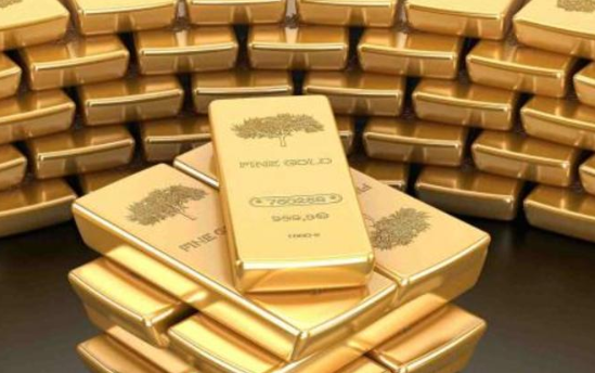 الذهب يبلغ ذروته في أكثر من 3 أشهر