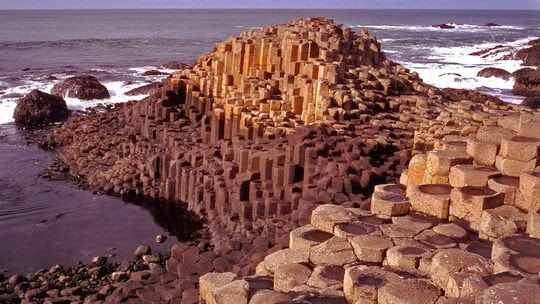 الجسر العملاق في ايرلندا
