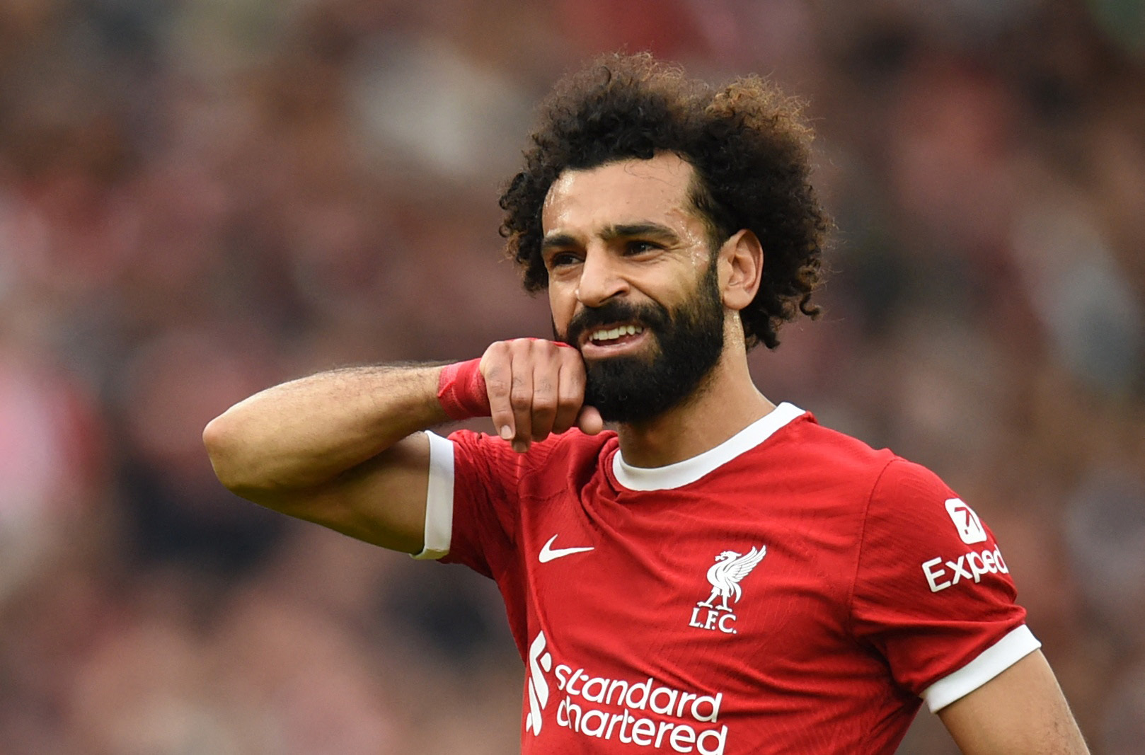 صلاح يكشف كواليس تجديد عقده مع ليفربول