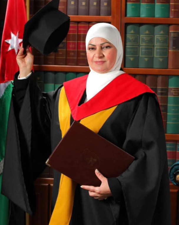  ​الدكتورة سوسن علي أبو حماد ..  مبارك الدكتوراه 
