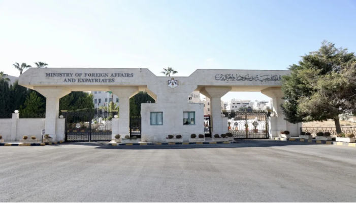 تعيين السفير ضيف الله الفايز أمينا عاما لوزارة الخارجية