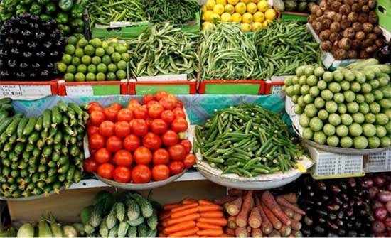 أسعار الخضار والفواكه في السوق المركزي الثلاثاء