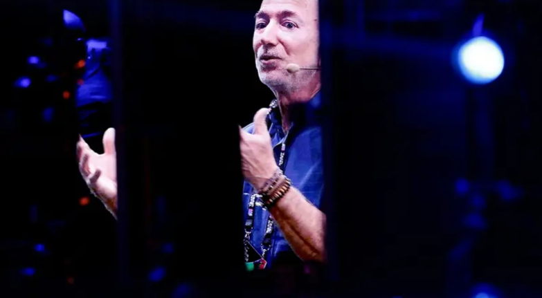 مراكز بيانات في الفضاء ..  جيف بيزوس يعتقد أن ذلك ممكن