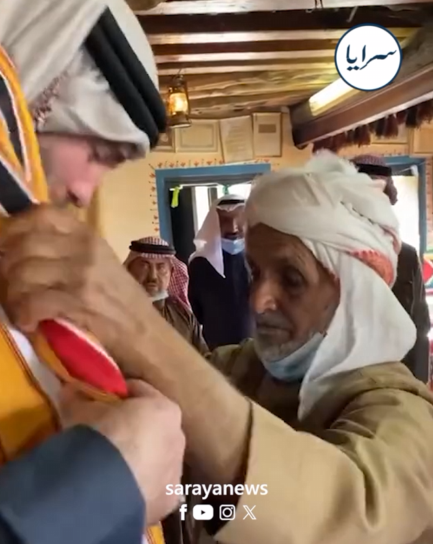 الأمير هاشم بن الحسين يحظى باستقبال بدوي تراثي في عسير جنوب السعودية