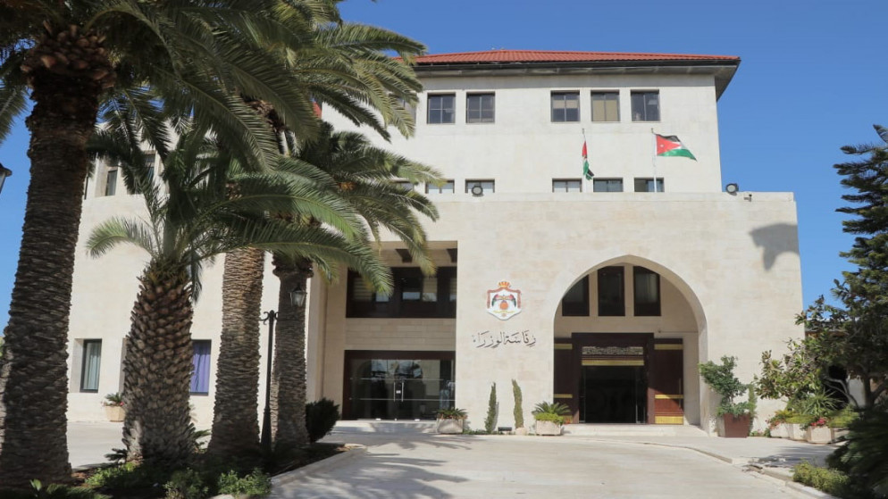3 وزراء للمرة الأولى في حكومة الخصاونة ..  والشبول والنجار المغادرين فقط 