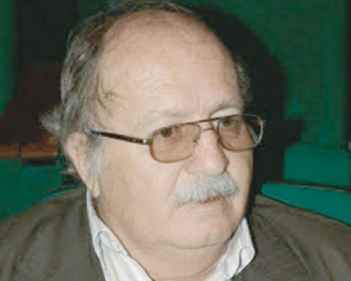 الموت يغيب الأديب سلطان القسوس