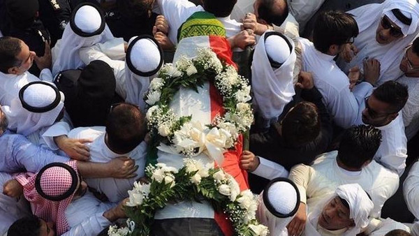 صور مؤثرة من وداع الكويت للفنان عبدالحسين عبدالرضا