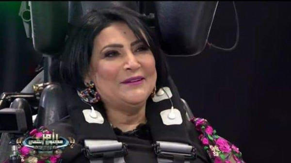 لماذا قبل رامز جلال رأس بدرية طلبة؟
