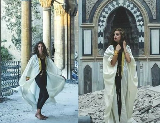 بالصور  ..  عارضة ازياء تستعرض نفسها على أنقاض مسجد أثري في حلب و تثير الغضب في سوريا 