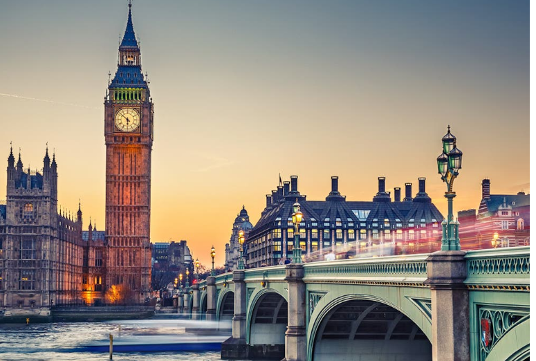 رحلة استثنائية إلى لندن: معلومات شاملة عن السياحة في عاصمة الضباب