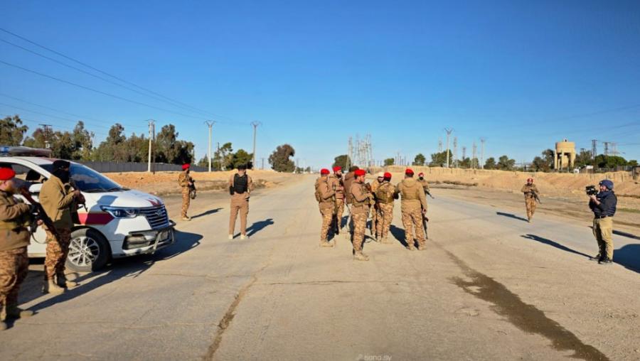  فرار نحو 200 سجين داعشي من سجن سوري