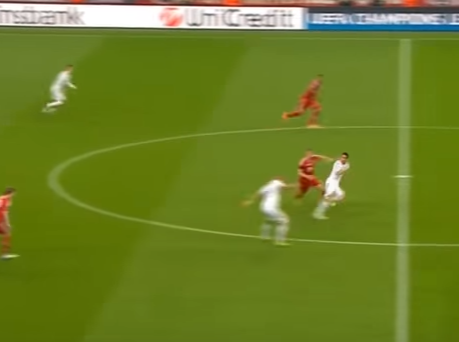 بالفيديو ..  تسديده رائعه من كريستيانو رونالدو ضد بايرن ميونخ 