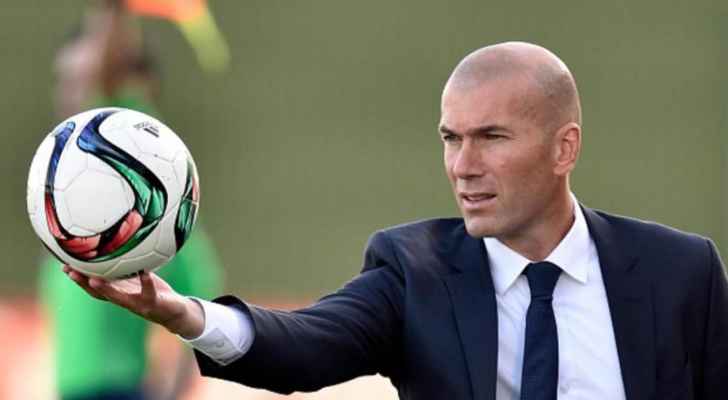 تقارير: زيدان سيتولى تدريب باريس سان جيرمان في الصيف