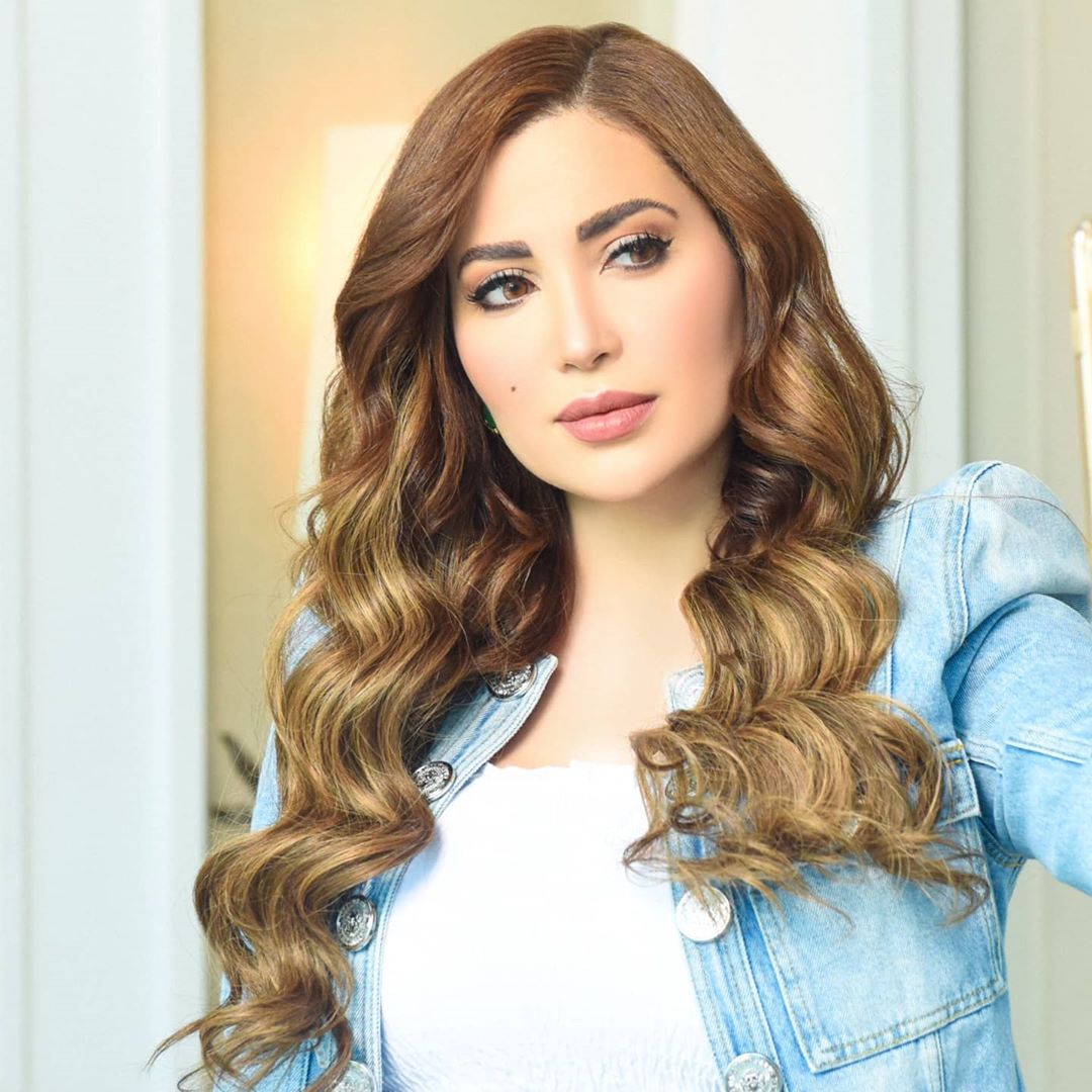 بالفيديو والصور  ..  نسرين طافش بإطلالة رياضية جميلة