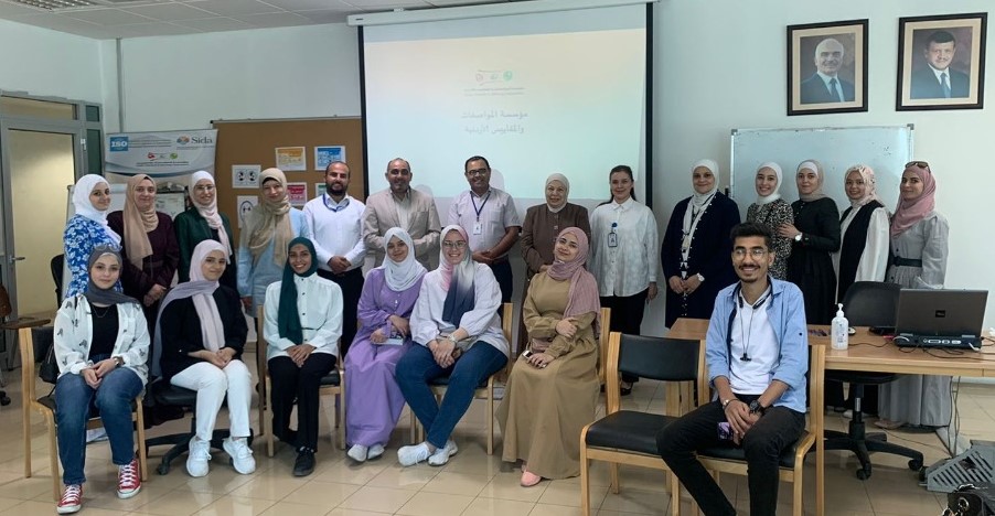 وفد من جامعة العلوم التطبيقية الخاصة يزور مؤسسة المواصفات والمقاييس.