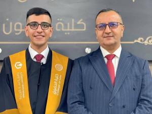 الدكتور عدنان الضمور  ..  مبارك مناقشة "محمد" للماجستير 