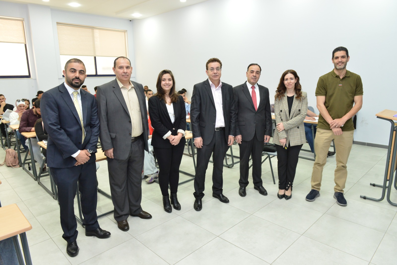 اللجنة الدولية للصليب الأحمر تعقد محاضرة توعوية حول القانون الدولي الإنساني في جامعة البترا