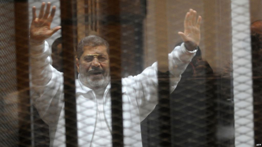 الحكم على مرسي بقضية التخابر مع قطر اليوم