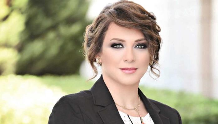 شاهد  ..  سلاف فواخرجي تنشر صوراً وهي طفلة  ..  فهكذا كان شكلها 
