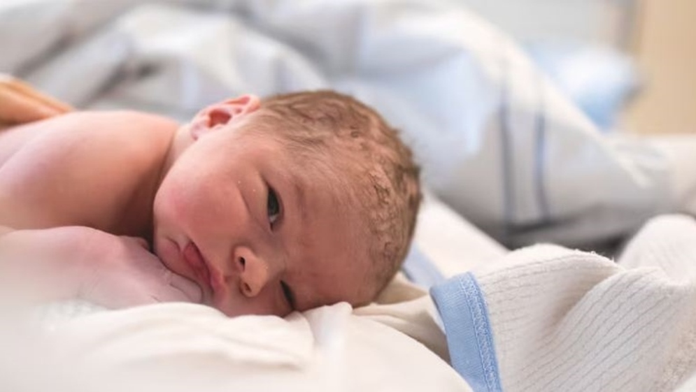 بعد أزمة نستله ..  3 علامات خطيرة للتسمم عند الرضع