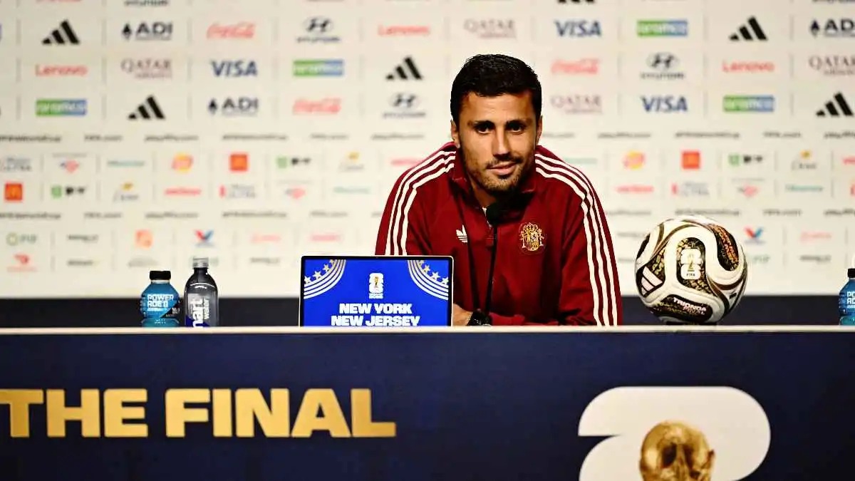رودري قبل نهائي المونديال: ميسي أفضل لاعب في التاريخ ..  لكن لا يجب مراقبته وحده 