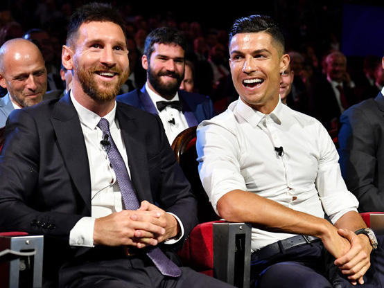 رونالدو: أنا الأفضل في التاريخ ..  وميسي أعظم منافس