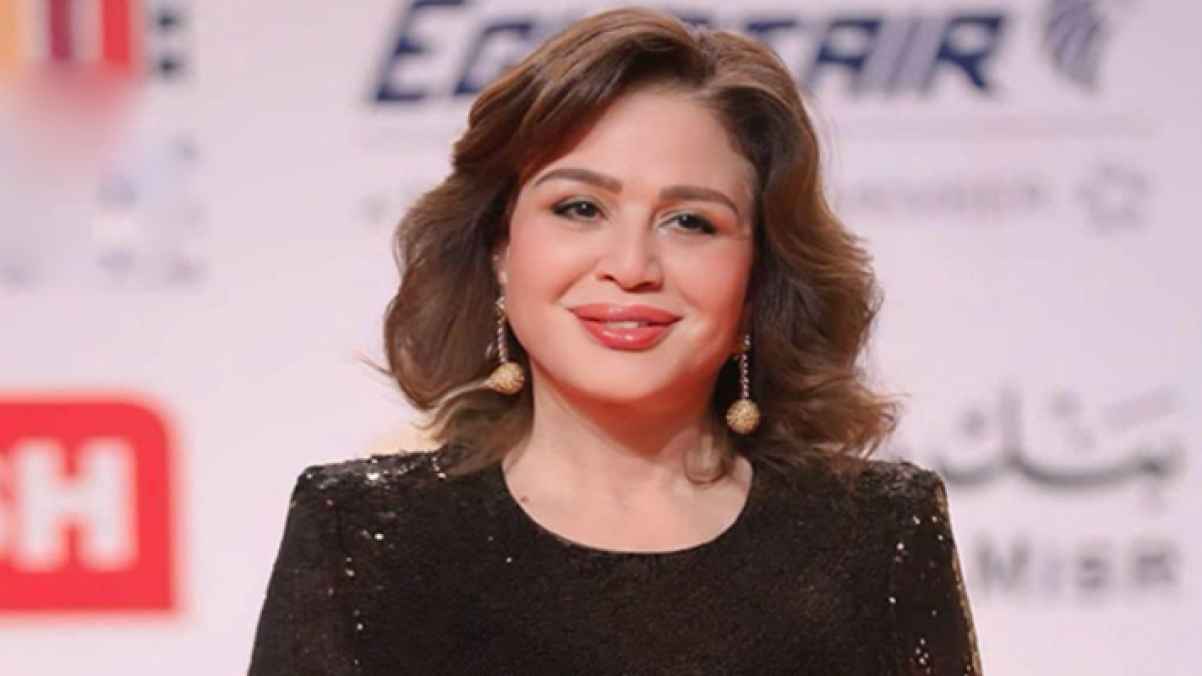 “لا أريد مقابلة الشارع” ..  غضب واسع بعد تصريحات إلهام شاهين المسيئة لأبناء القوقاز  .. فيديو 