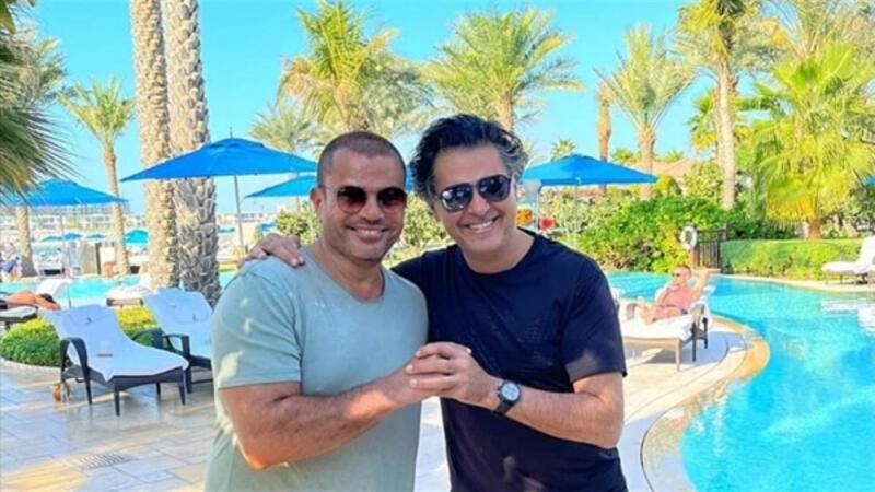بالفيديو  ..  راغب علامة و عمرو دياب يشعلان (إنستجرام) بصورة و تبادل التهاني 