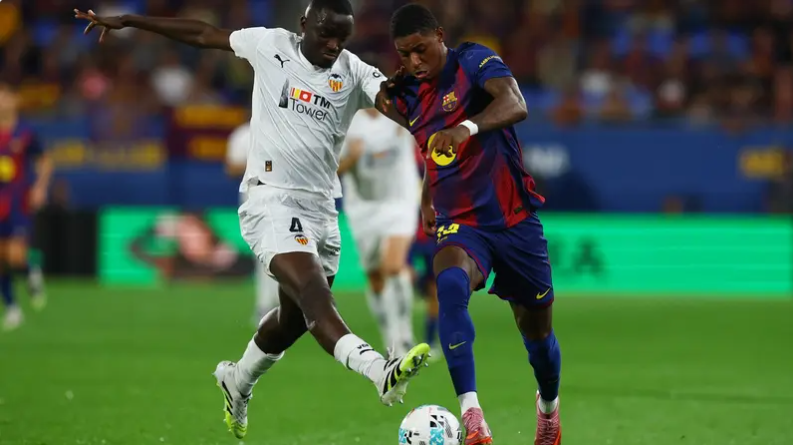 برشلونة يلاقي فالنسيا في مباراة تهم جمهور الأهلي المصري