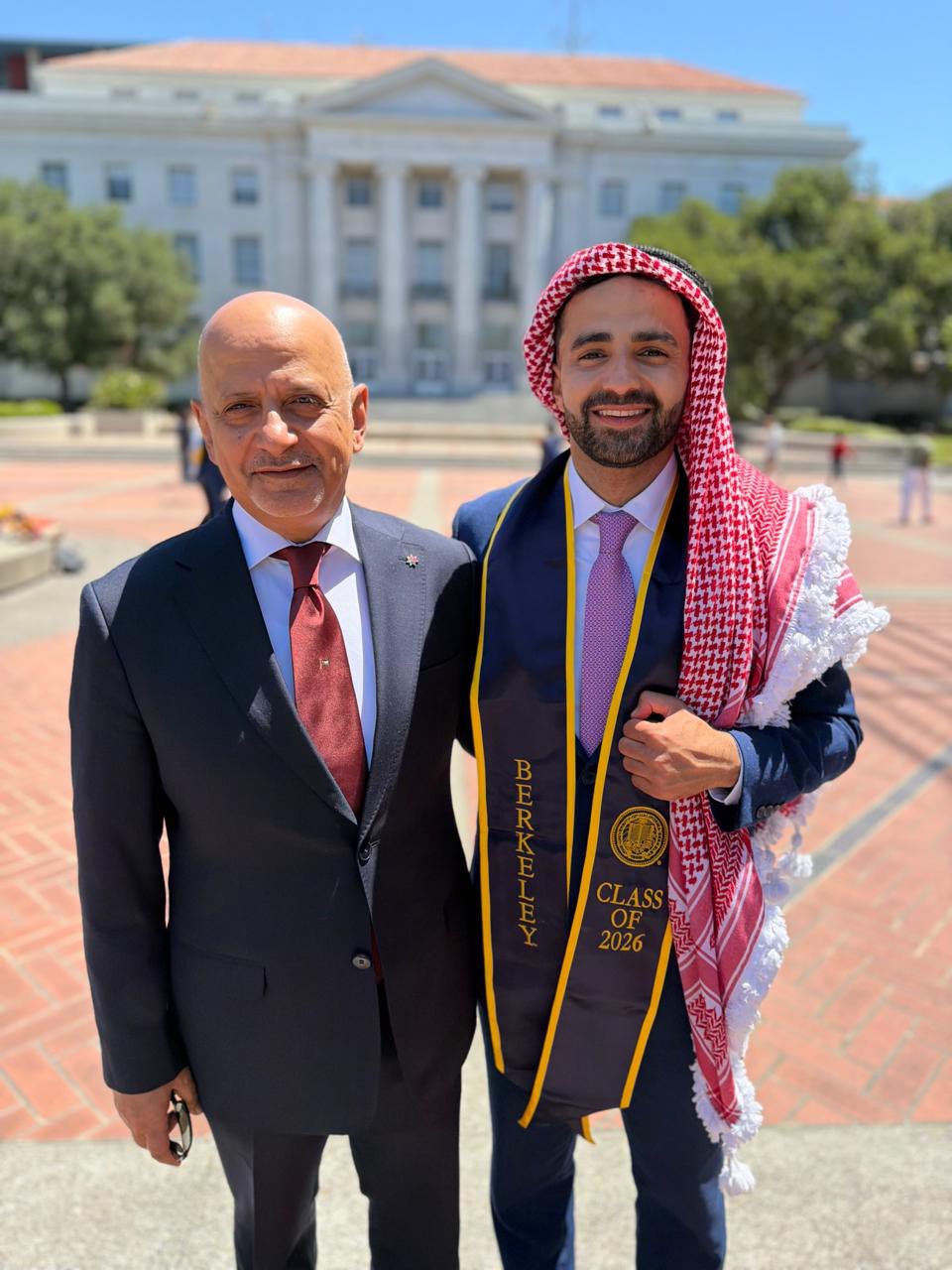 سرايا تهنئ العين خليل الحاج توفيق بتخرج نجله حمزة من جامعة بيركلي الأمريكية