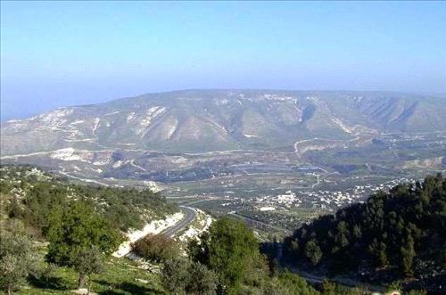 تعديل لقانون وادي الأردن يمنح موظفي السلطة صفة الضابطة العدلية