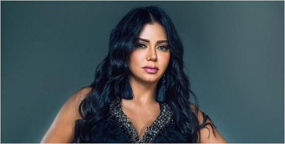 رانيا يوسف: أعيش قصة حب وأرفض الزواج