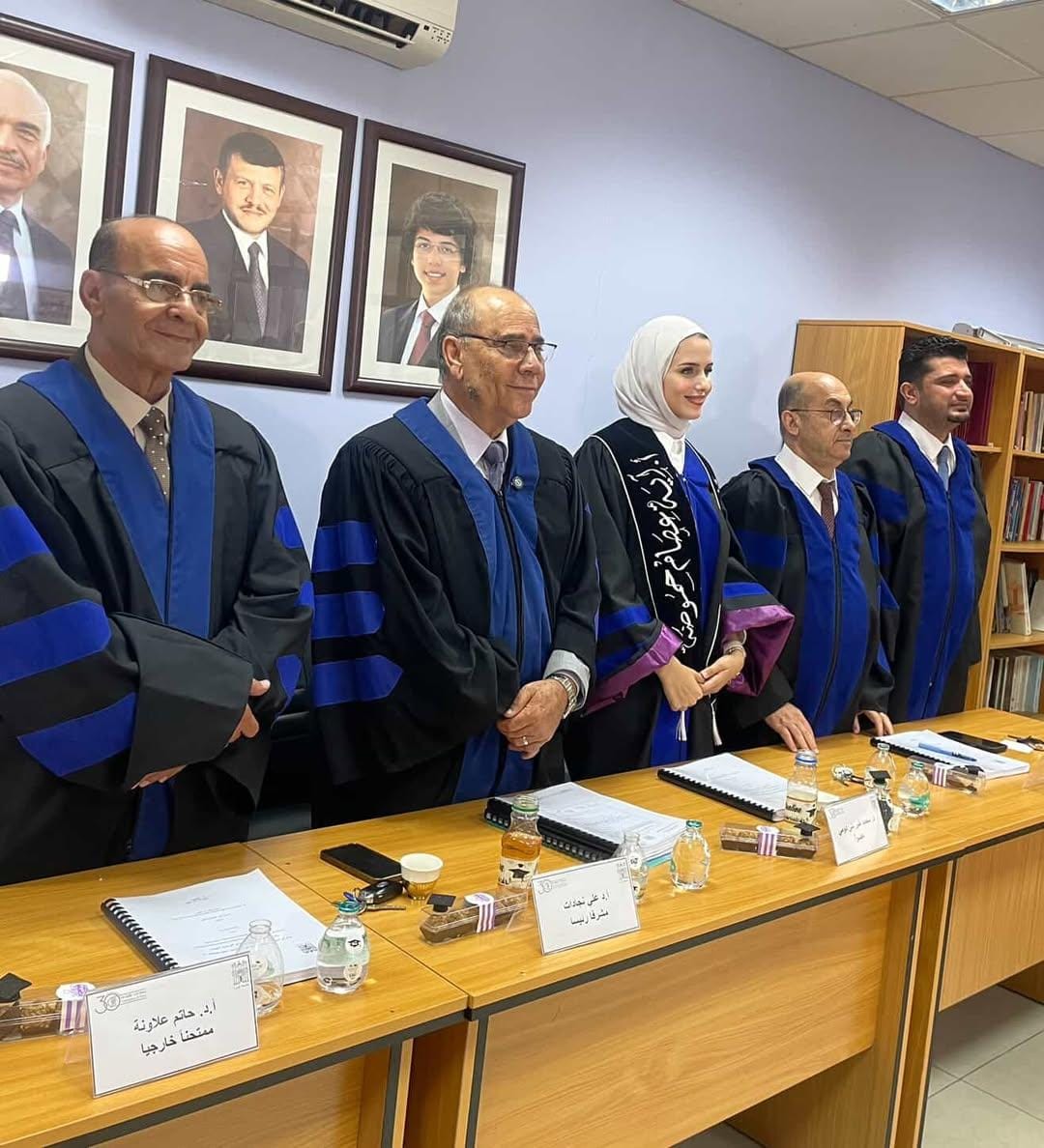 الباحثة حموضة تناقش رسالة الماجستير حول الذكاء الاصطناعي والعلاقات العامة في الجامعات الأردنية