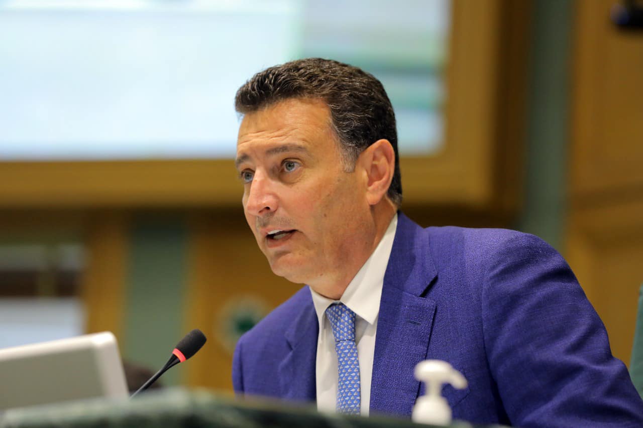 الصفدي لـ "ممثلي أصحاب الشاحنات": سنبذل قصارى جهدنا للوصول الى حل يرضي الجميع