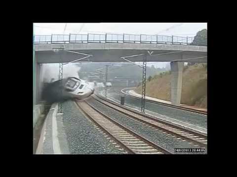 بالفيديو وقوع أكثر من 80 ضحية بحادث قطار مرعب