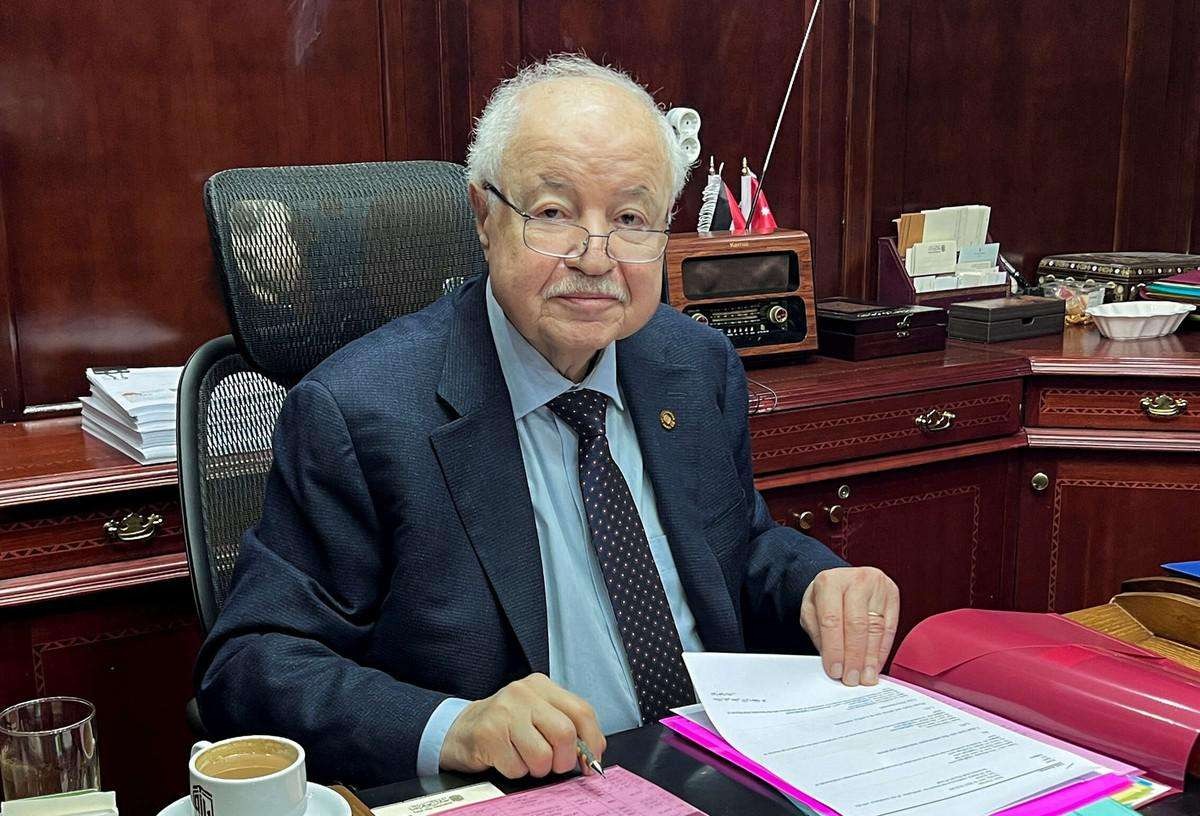  أبو غزالة يعتذر عن اللقاءات الإعلامية