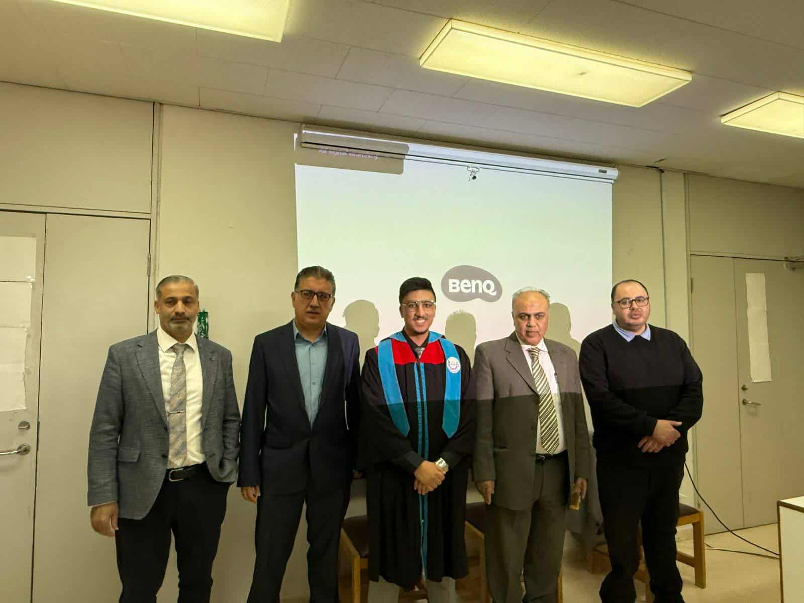  عمرو العمري ..  مبارك الماجستير