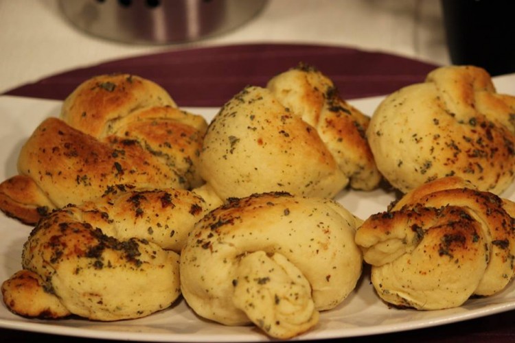 فطيرة مبتكرة بالزعتر والزبدة