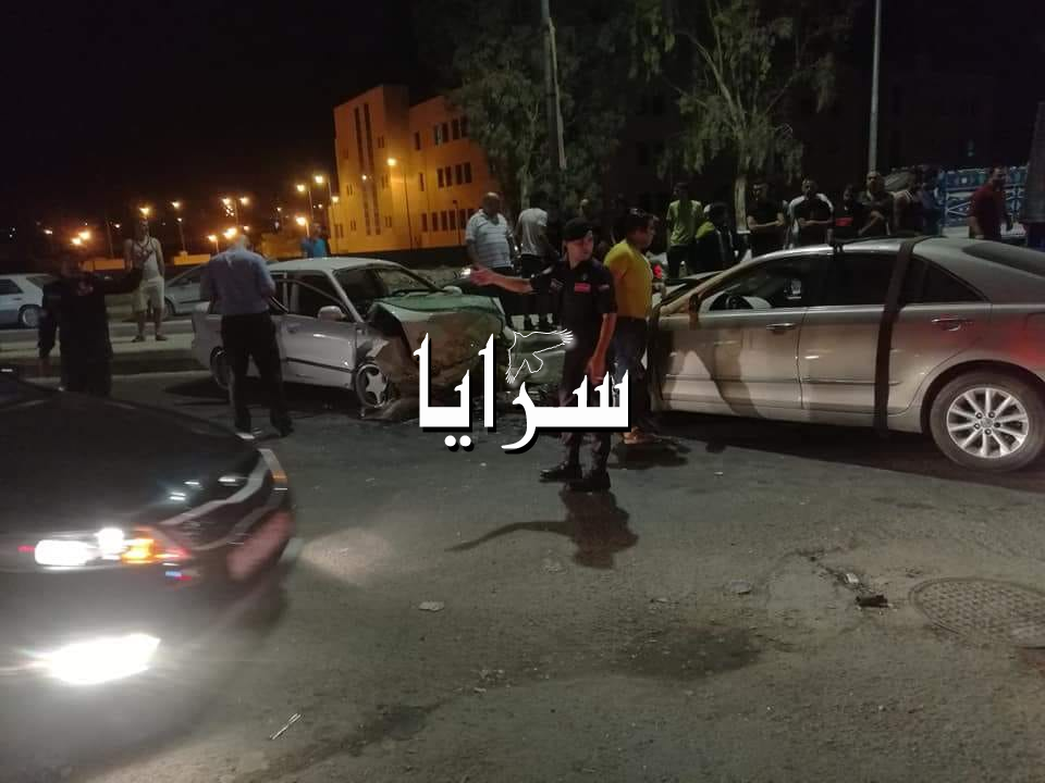 بالصور : سعودي يمارس "التفحيط" يتسبب بحادث مروع في الزرقاء 