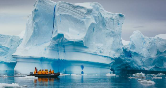 لماذا لا تحلق الطائرات فوق القارة القطبية الجنوبية ؟