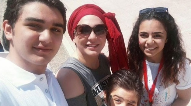 كيف تمضي النجمة سلاف فواخرجي أوقاتها مع أولادها؟