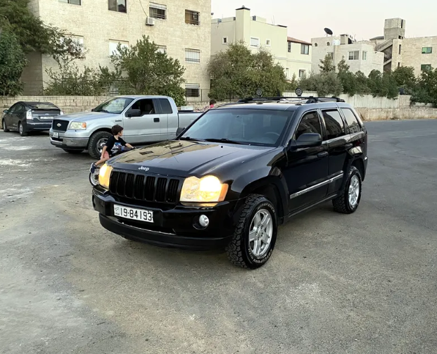 جيب شيروكي 2007 