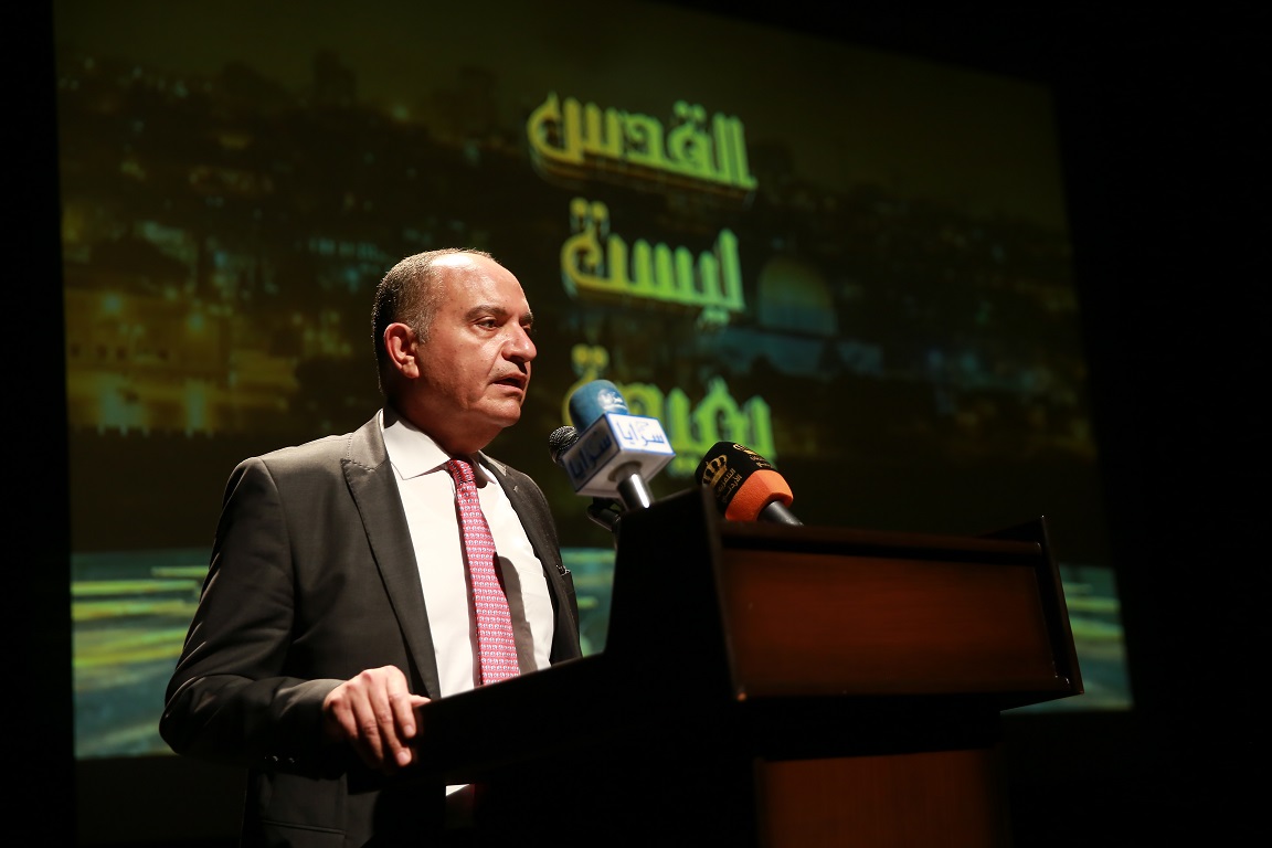 الوزير العضايلة: لا نقبل تسوية تنال من حقوق الشعب الفلسطيني