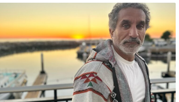 بعد دعمه غزة ..  باسم يوسف يشكو من تقييد حسابه على فيسبوك