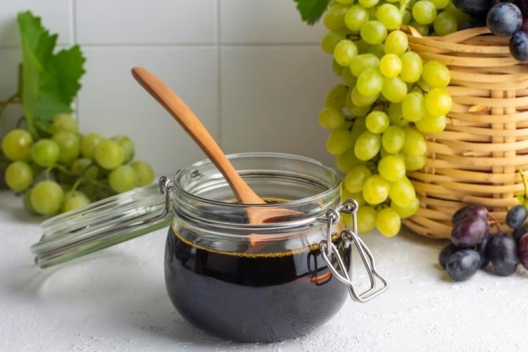 دبس العنب المنزلي