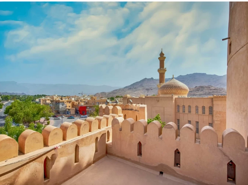  أشهر عناوين ومعالم جذابة للمسافرين عند زيارتك إلى سلطنة عُمان