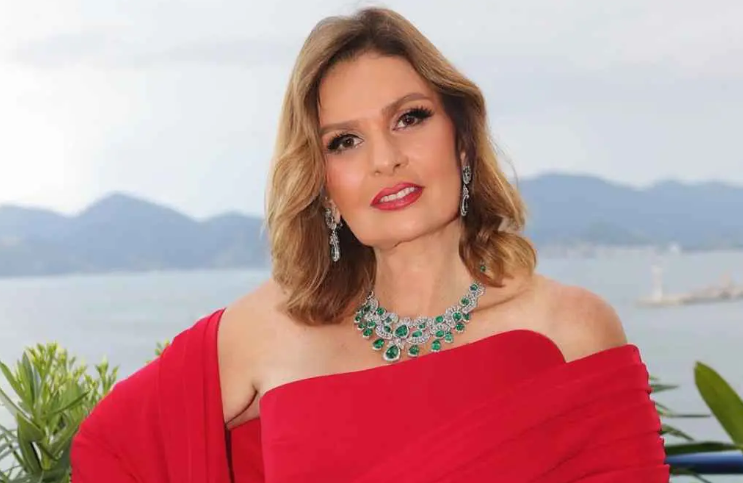 "يا زعيم قلبي" ..  يسرا تهنئ عادل إمام بعيد ميلاده الـ85