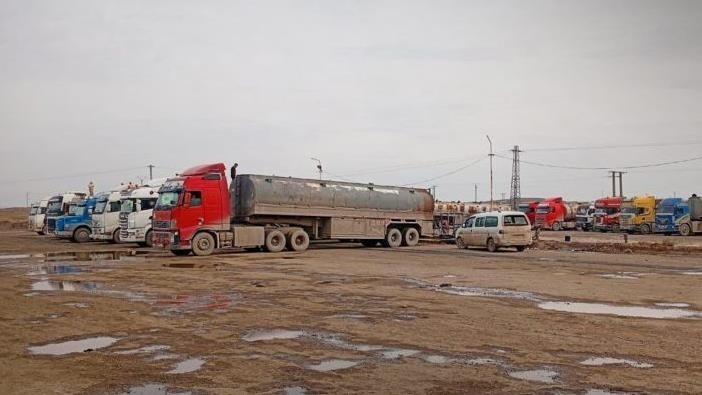 سوريا تبدأ استخراج النفط من حقول سيطرت عليها الحكومة مؤخرا