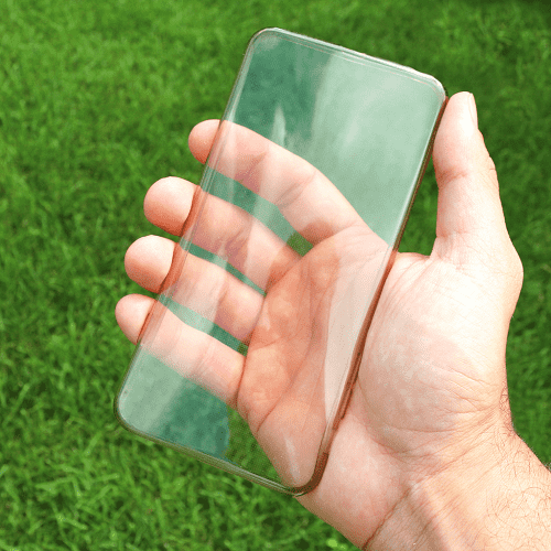 إليكِ طريقة رائعة لتنظيف غلاف الجوال الشفاف